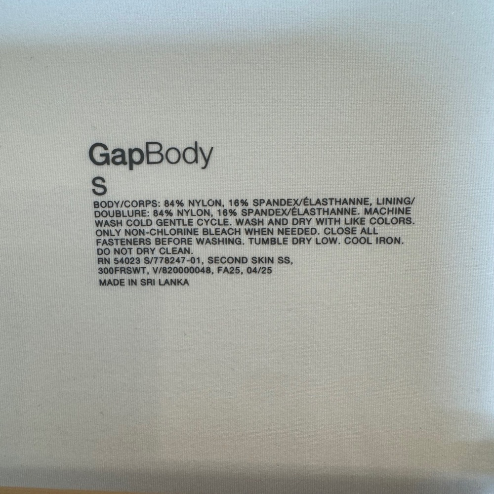 GapBody Second Skin Bodysuit Womens Small White Short Sleeve Crew Neck 778247-01 - Picture 3 of 5